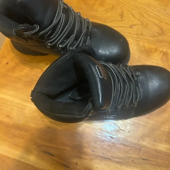 Sz6 Fila high-tops, like new! - Picture 2 of 12